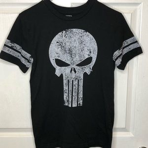 Men’s small punisher graphic tee